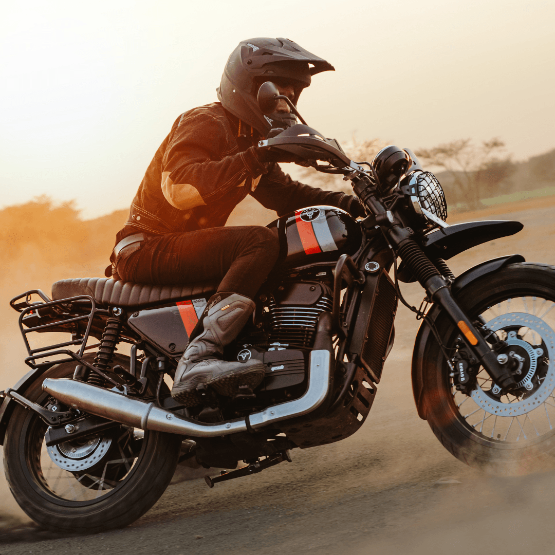 Yezdi Scrambler - Starts at ₹2.12 Lacs*