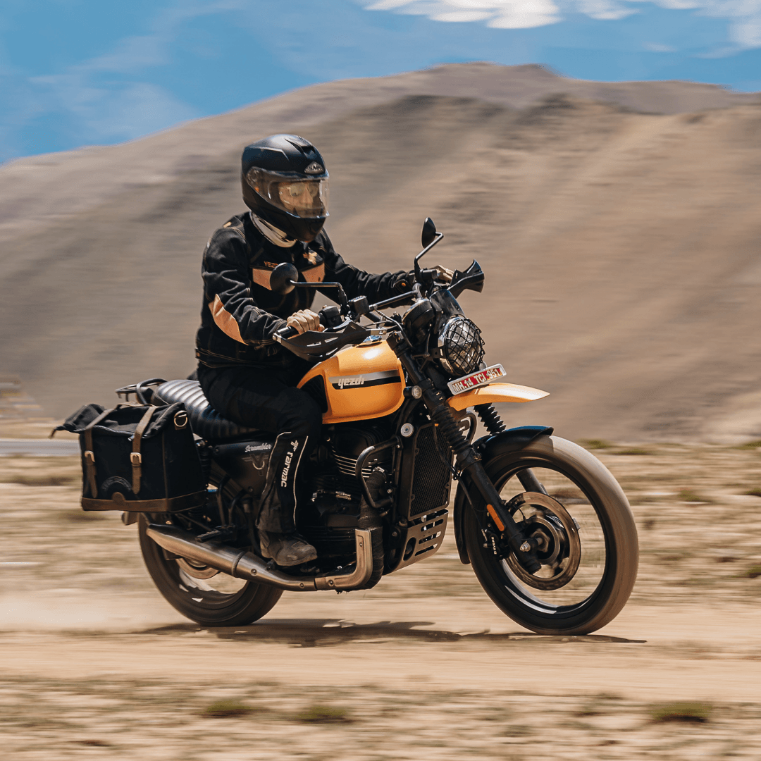 Yezdi Scrambler - Starts at ₹2.12 Lacs*