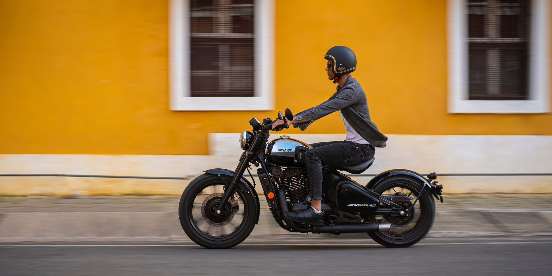 Jawa 42 Bobber - Book A Test Ride